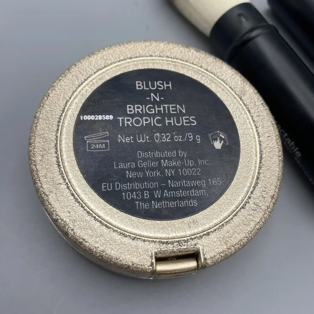 Laura Geller Blush-N-Brighten Blush Tropic Hues .32 oz plus‎ Retractable Brush